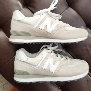 New Balance Classic 574 White Sneakers SIZE 10 EUC